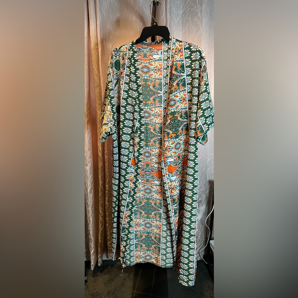 Elegant Green and Orange Kimono